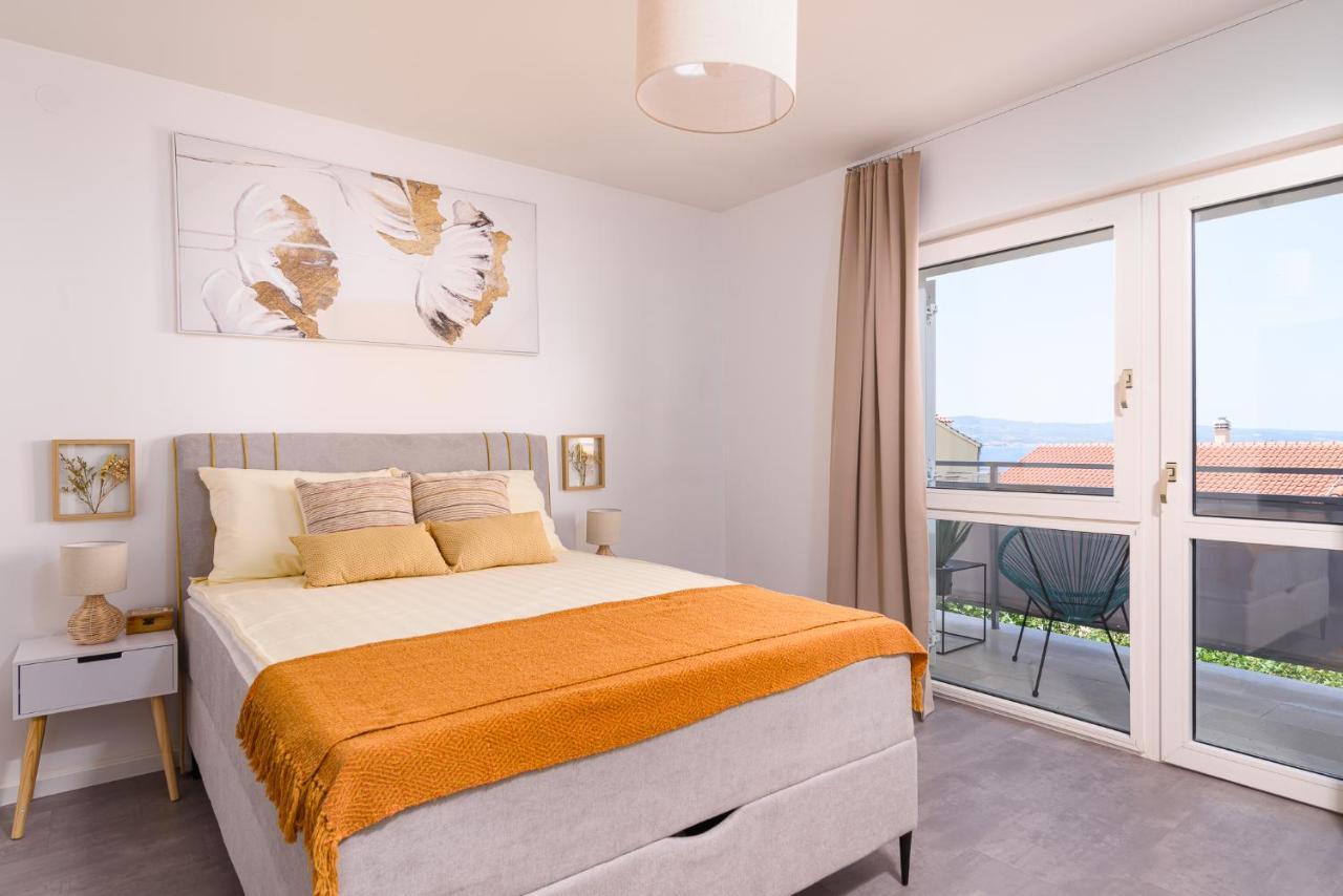 Villa Del Mar Omis Exterior photo